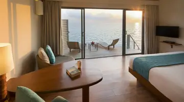Centara Ras Fushi Resort & Spa