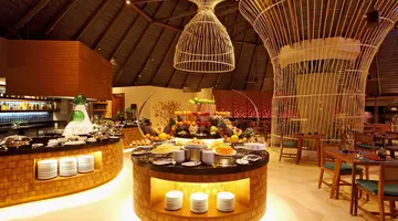 Centara Ras Fushi Resort & Spa
