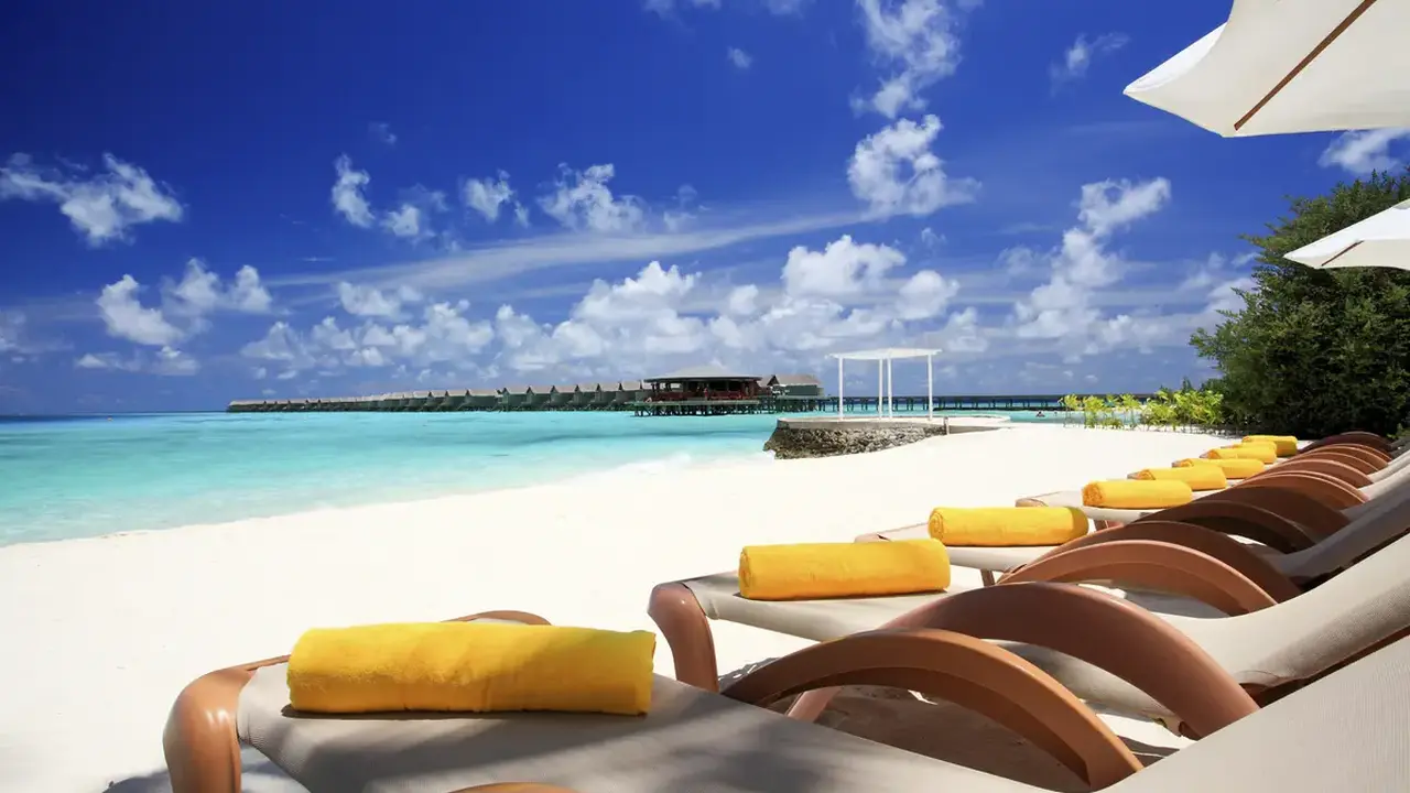 Centara Ras Fushi Resort & Spa