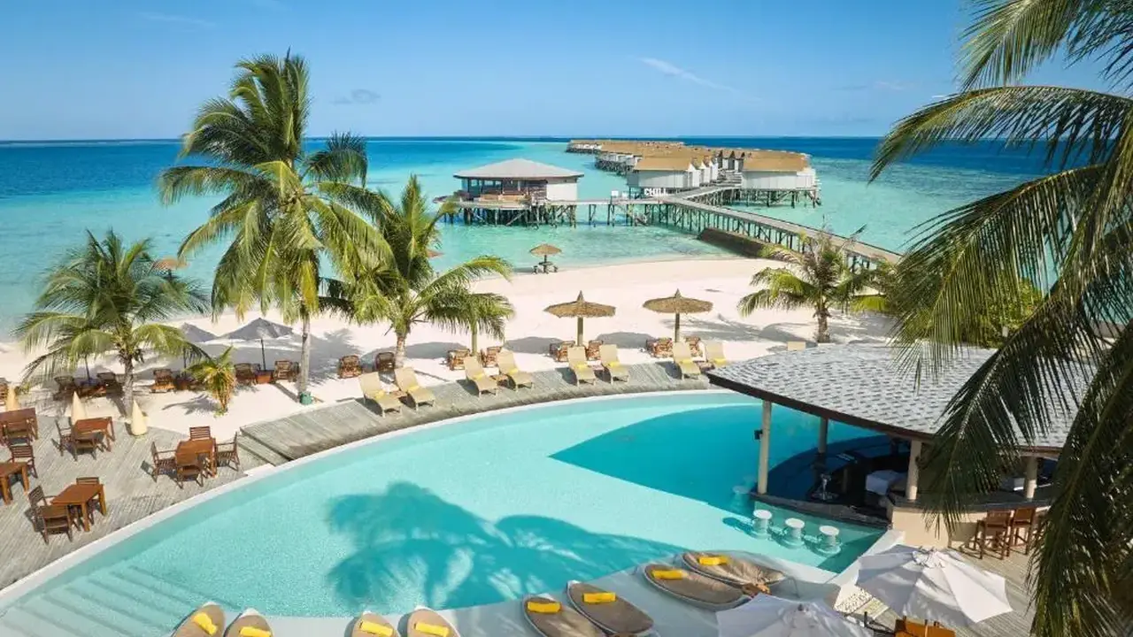 Centara Ras Fushi Resort & Spa