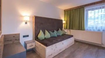 Central Hotel & Apart