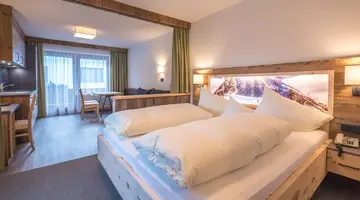 Central Hotel & Apart