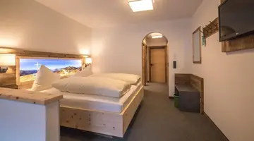 Central Hotel & Apart