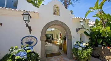 Central Park Hotel