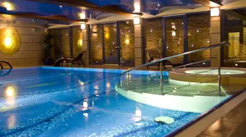 Centuria Hotel & Natural Spa