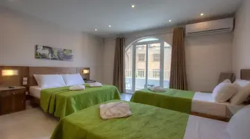 Cerviola Hotel