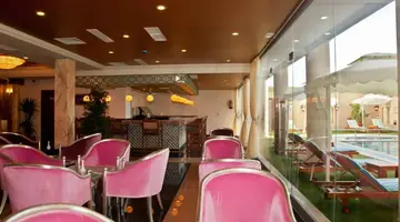 Cesar Palace