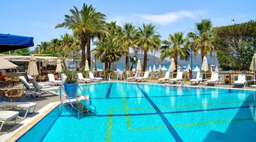 Cettia Beach Hotel