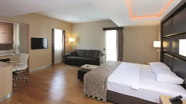 Cettia Beach Resort Hotel