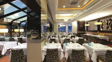 Cettia Beach Resort Hotel