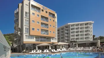 Cettia Beach Resort Hotel