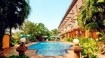 Chalston Beach Resort