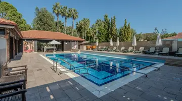 CHAMPION HOLIDAY VILLAGE