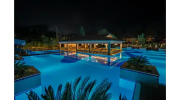 CHAMPION HOLIDAY VILLAGE