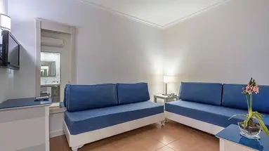 CHAMPION HOLIDAY VILLAGE