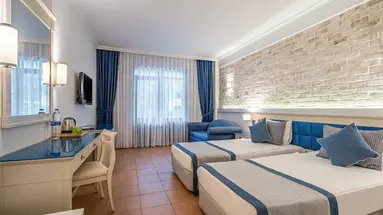 CHAMPION HOLIDAY VILLAGE