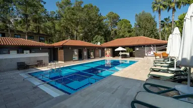 CHAMPION HOLIDAY VILLAGE