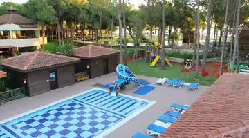 CHAMPION HOLIDAY VILLAGE