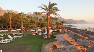 CHAMPION HOLIDAY VILLAGE