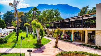 CHAMPION HOLIDAY VILLAGE