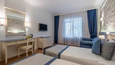 CHAMPION HOLIDAY VILLAGE