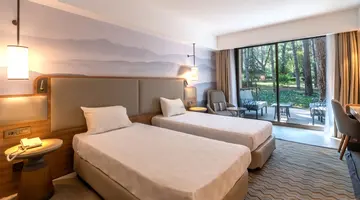 CHAMPION HOLIDAY VILLAGE