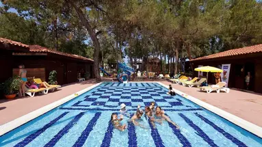CHAMPION HOLIDAY VILLAGE