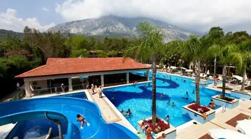 CHAMPION HOLIDAY VILLAGE