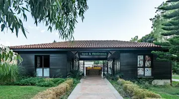 CHAMPION HOLIDAY VILLAGE