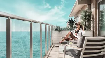 Charisma De Luxe Hotel