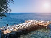 Charisma De Luxe Hotel