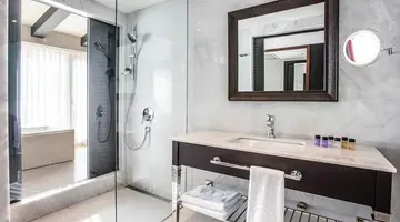 Charisma Deluxe Hotel