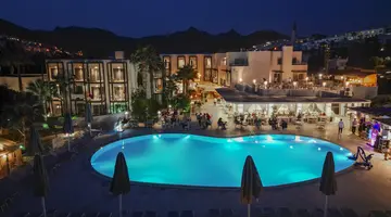 CHARM BEACH HOTEL