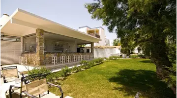 CHARM BEACH HOTEL
