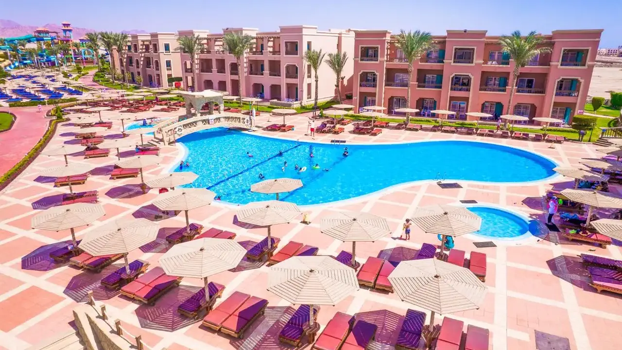 Charmillion Club Aqua Park