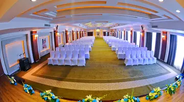 CHARMILLION CLUB RESORT