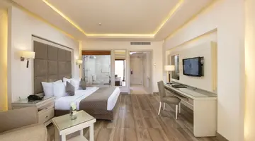 CHARMILLION CLUB RESORT