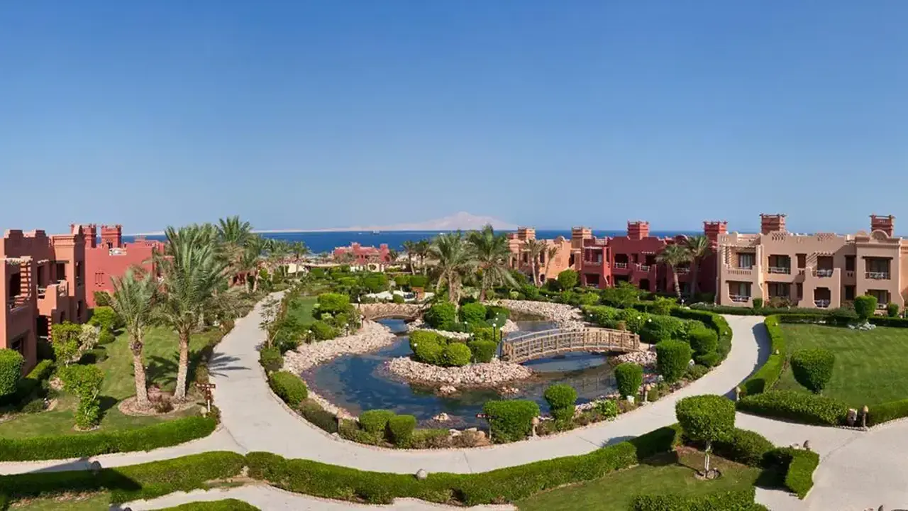 Charmillion Sea Life Resort