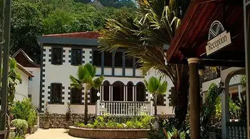 Chateau St Cloud