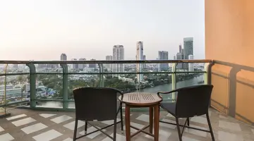 CHATRIUM HOTEL RIVERSIDE BANGKOK