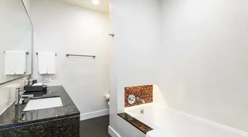 CHATRIUM HOTEL RIVERSIDE BANGKOK