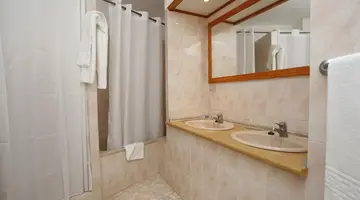 Checkin Bungalows Atlantida