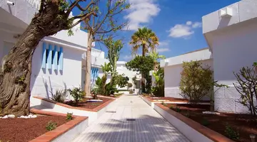 Checkin Bungalows Atlantida