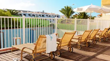 Checkin Bungalows Atlantida
