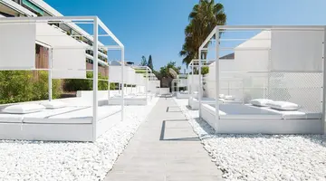 Checkin Bungalows Atlantida