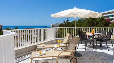 Checkin Bungalows Atlantida
