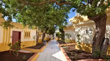Checkin Bungalows Atlantida