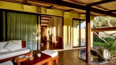 Chen Sea Resort & Spa 4
