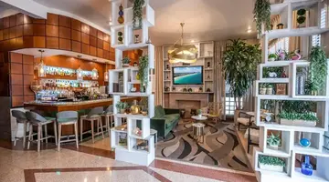 Chesterfield Hotel & Suites- autohide noprices