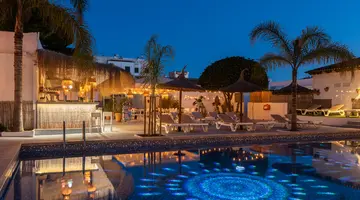 CHEVY HOTEL & SUITES